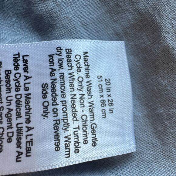 Pottery Barn Teen Blue Georgie Bow Cross Stitch Garland Quilted Standard Shams - Picture 7 of 10